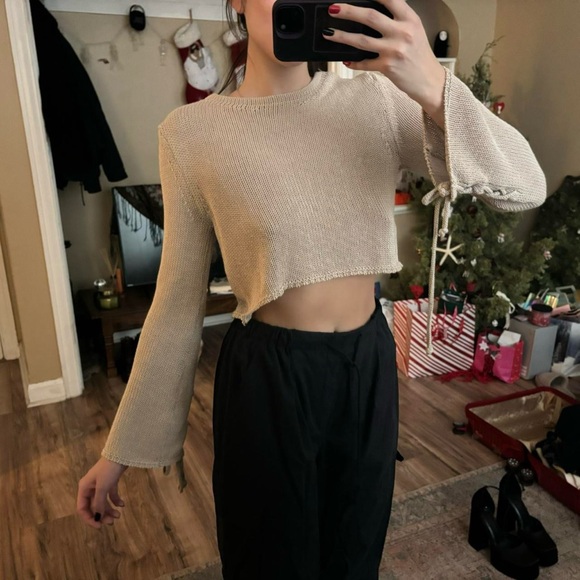 Zara Sweaters - Zara Cream Knit Crop Sweater